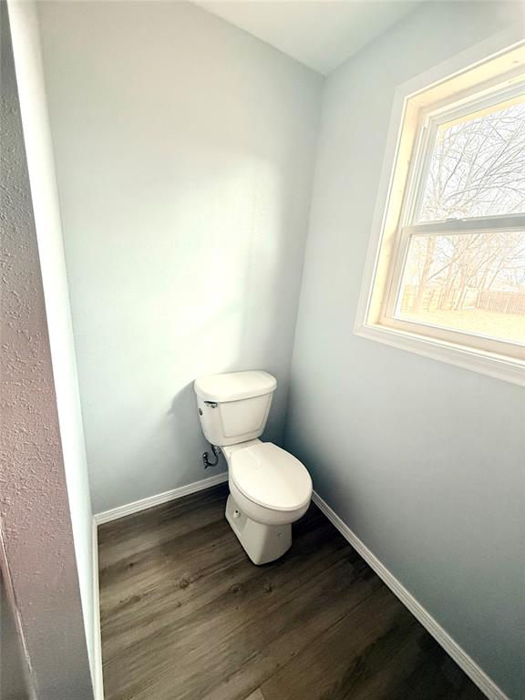 526 S Howard Avenue Property Photo 26
