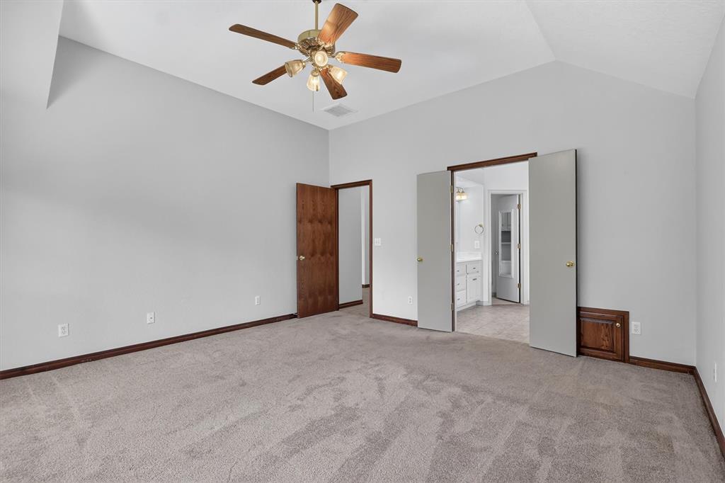 4808 Baker Street Property Photo 14