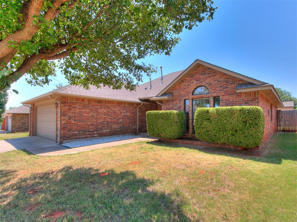 12524 Sw 13th Street Property Photo 3