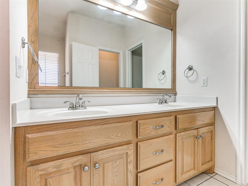 12524 Sw 13th Street Property Photo 12