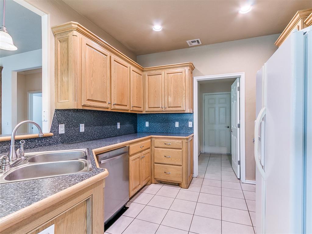 12524 Sw 13th Street Property Photo 24