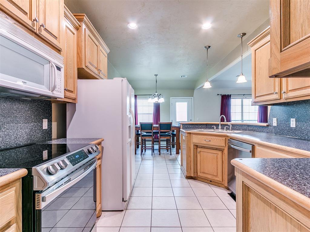 12524 Sw 13th Street Property Photo 27