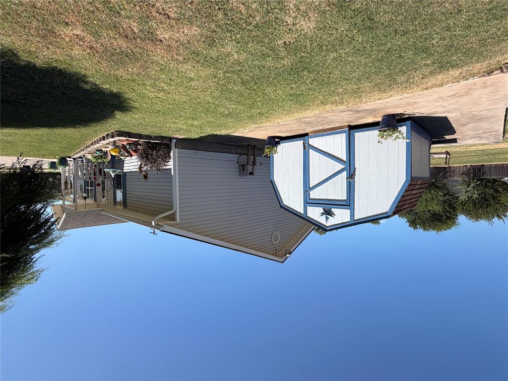 521 N Ballard Street Property Photo 36