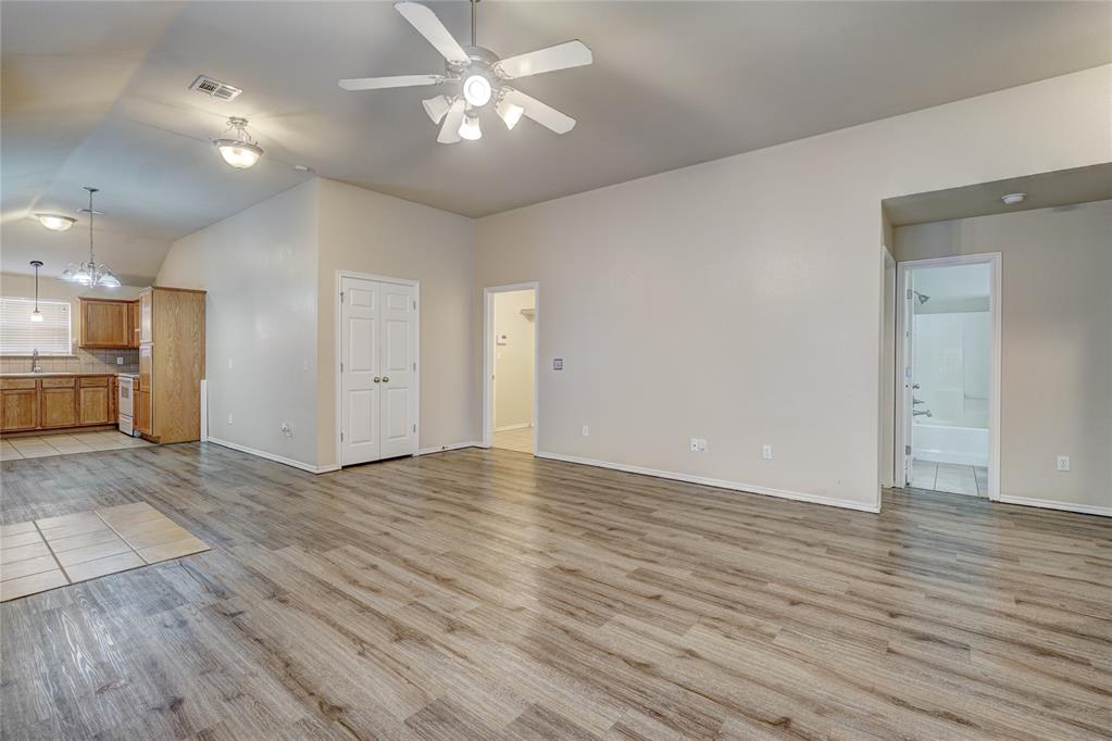 12324 Sw 5th Street Property Photo 5