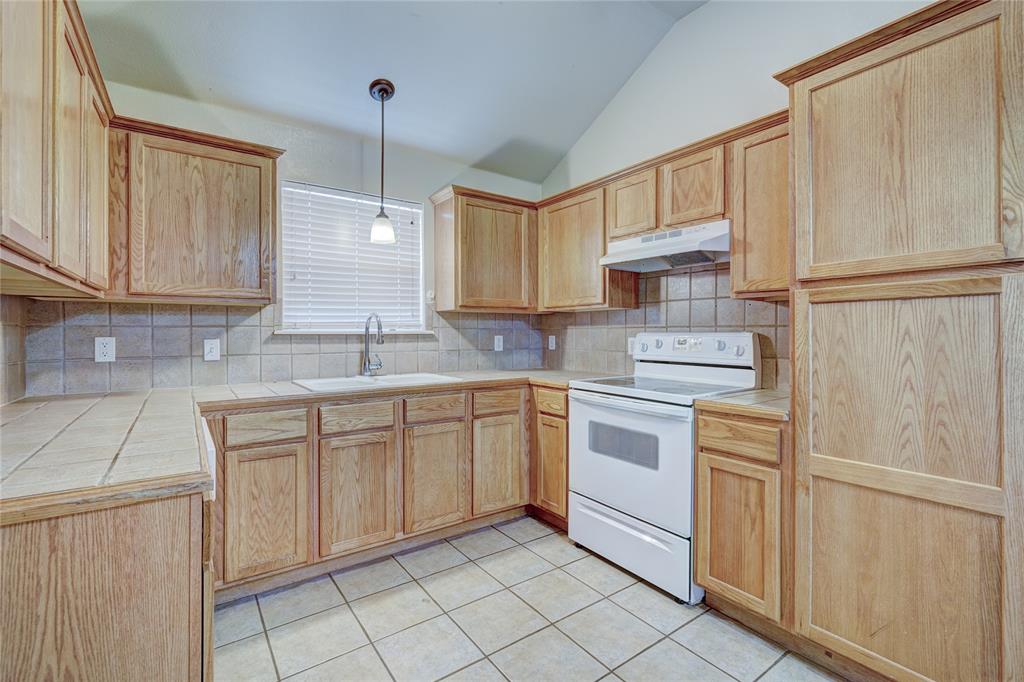 12324 Sw 5th Street Property Photo 9