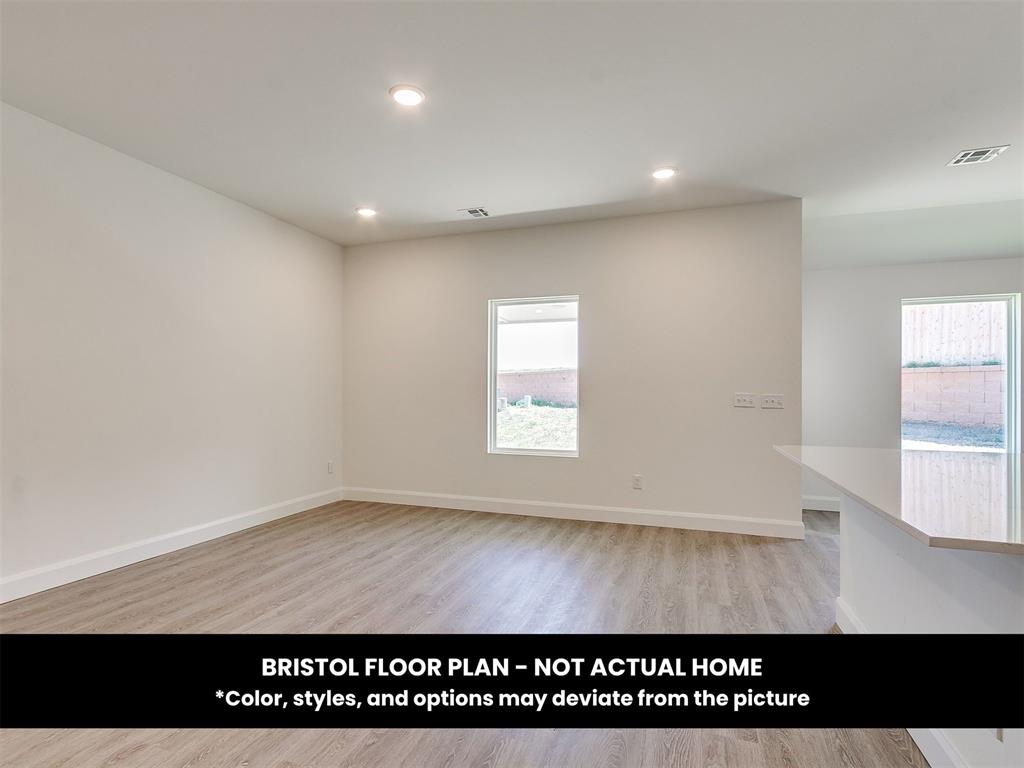 1804 Olive Way Property Photo 8