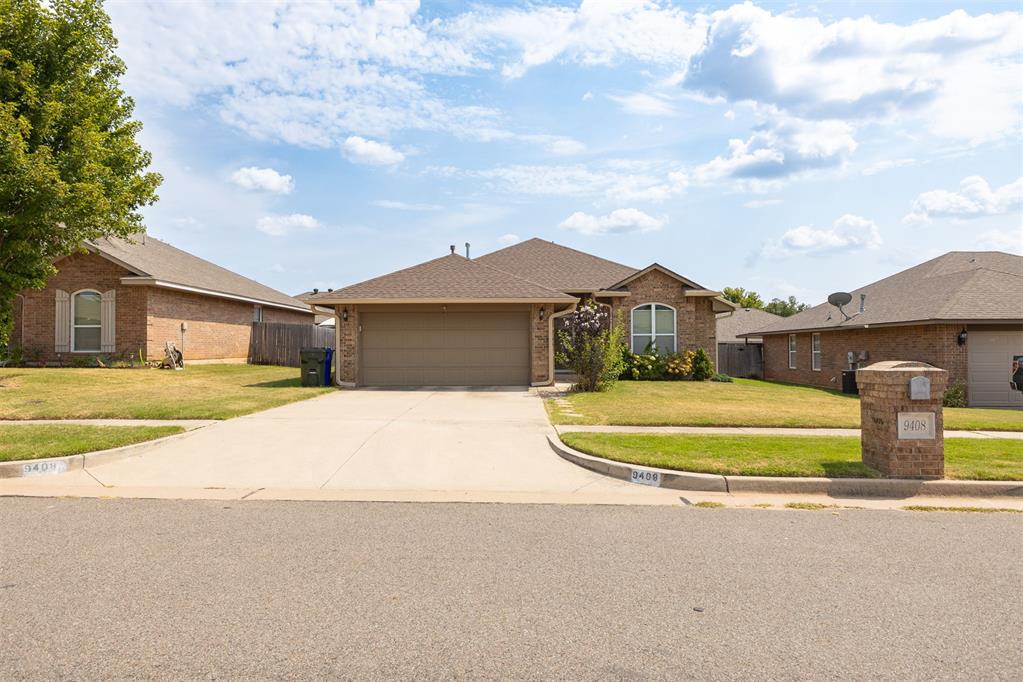 9408 Pear Street Property Photo 4