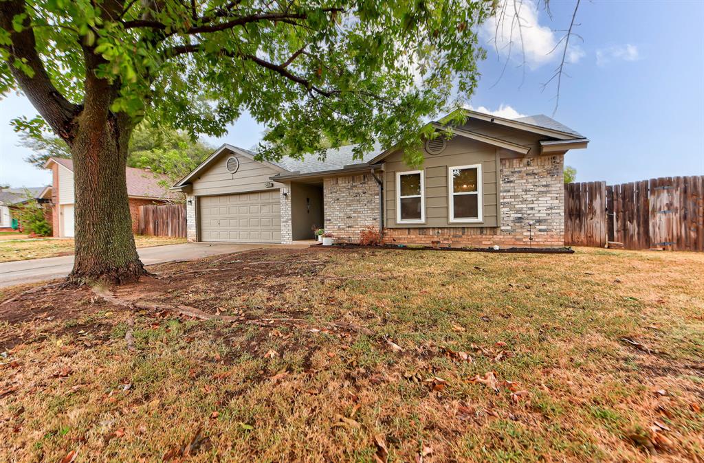 1665 Ne 6th Street Property Photo 2