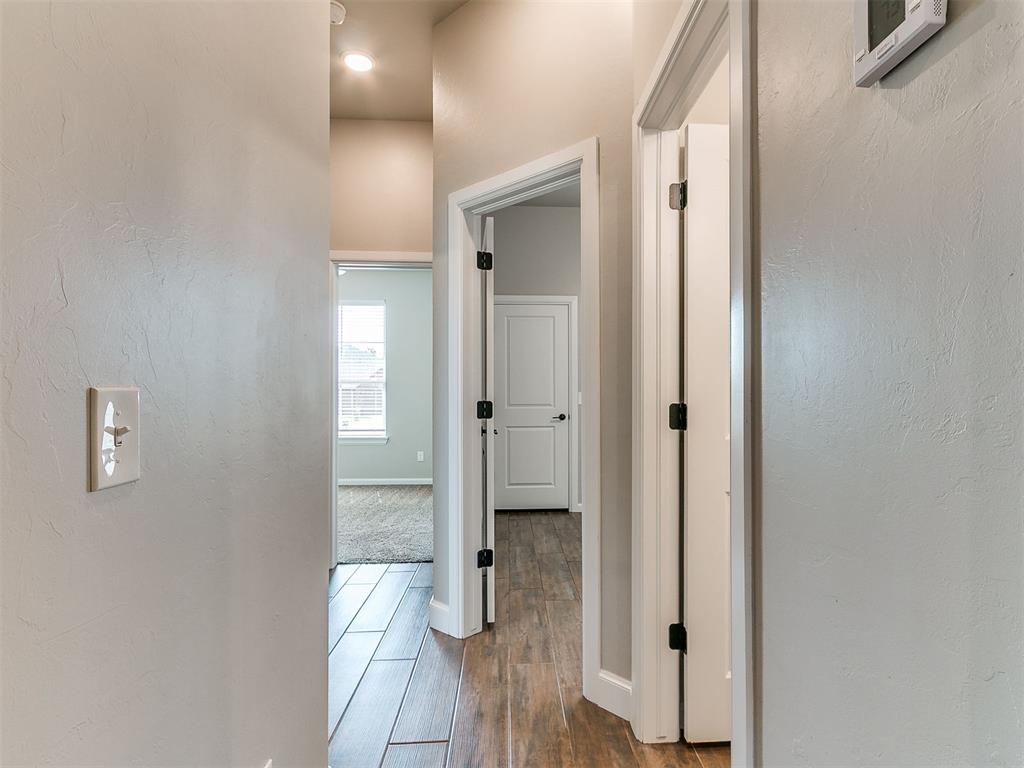 1914 Oakville Court Property Photo 19