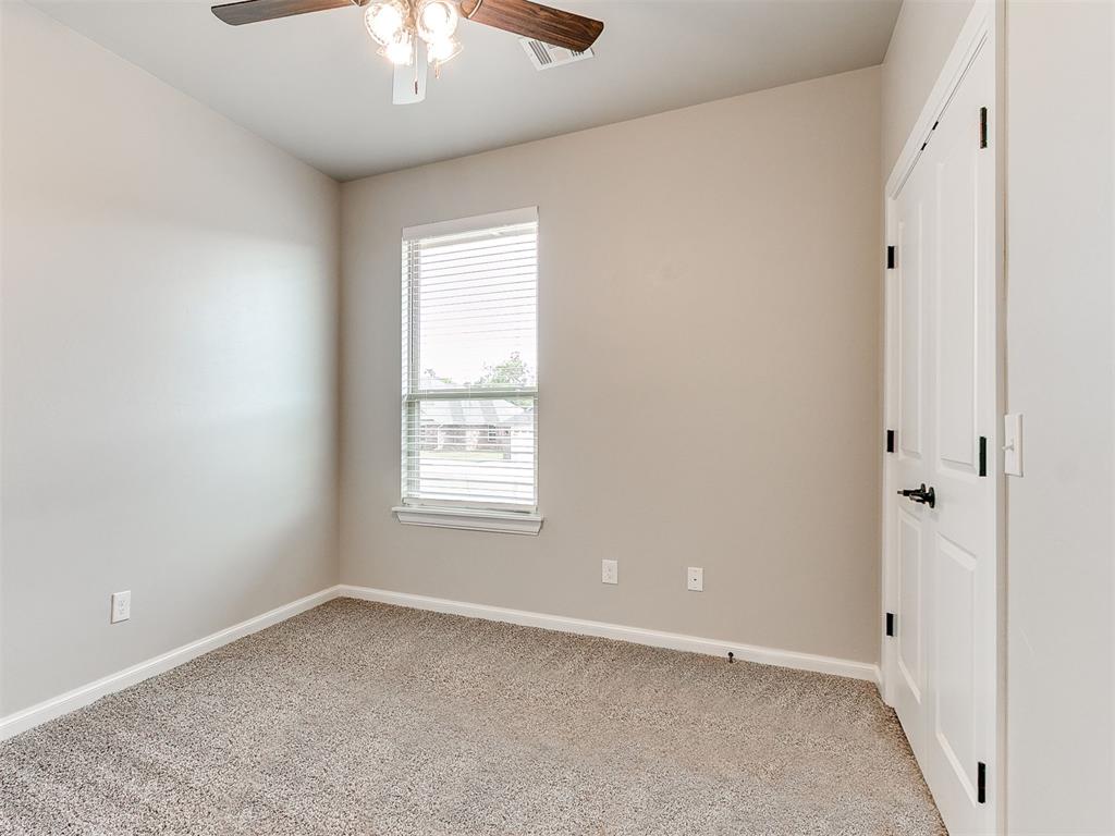 1914 Oakville Court Property Photo 24
