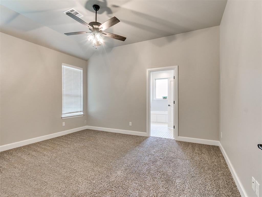 1914 Oakville Court Property Photo 37