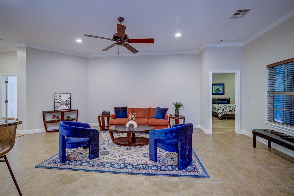 2116 Turtle Creek Drive Property Photo 9