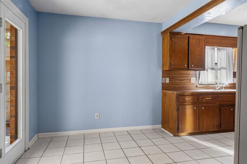 8829 Nw 84th Street Property Photo 8