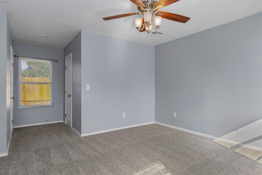 8829 Nw 84th Street Property Photo 13