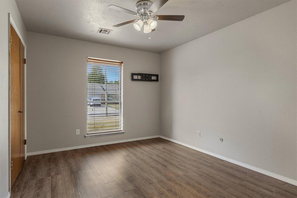 8829 Nw 84th Street Property Photo 23
