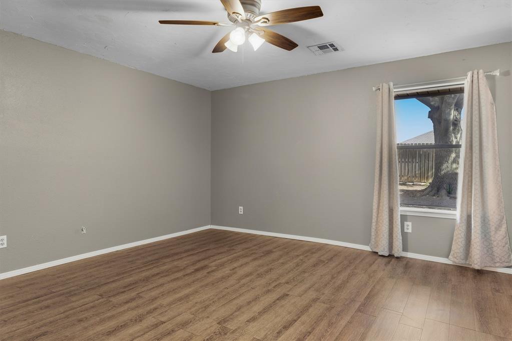 8829 Nw 84th Street Property Photo 26