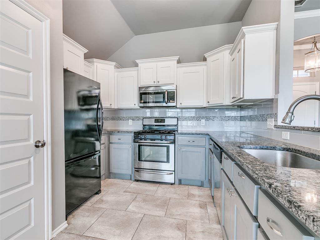 708 Redvine Road Property Photo 8