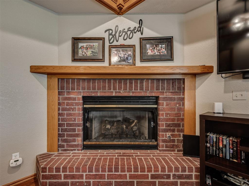 413 Summer Oaks Drive Property Photo 10