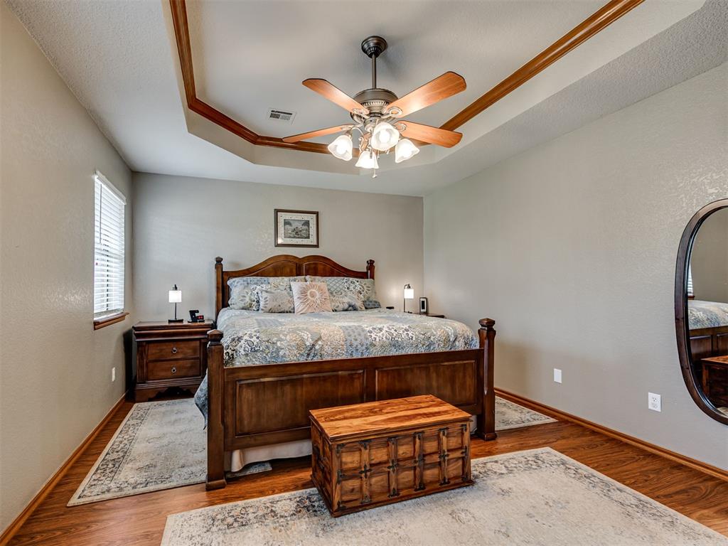 413 Summer Oaks Drive Property Photo 18
