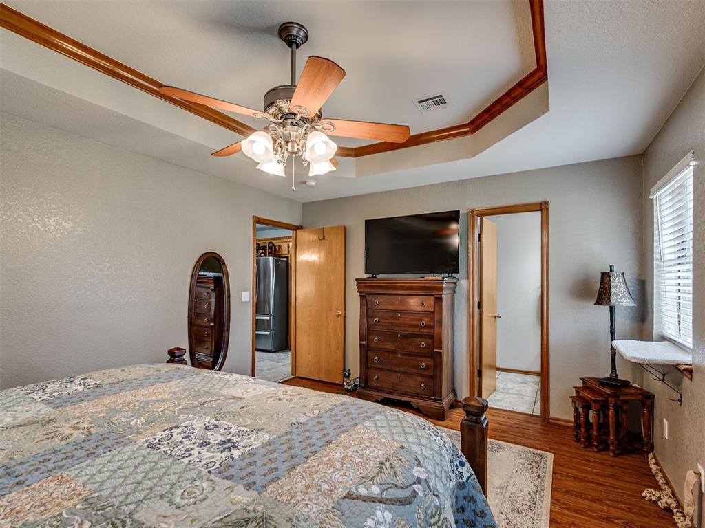 413 Summer Oaks Drive Property Photo 19