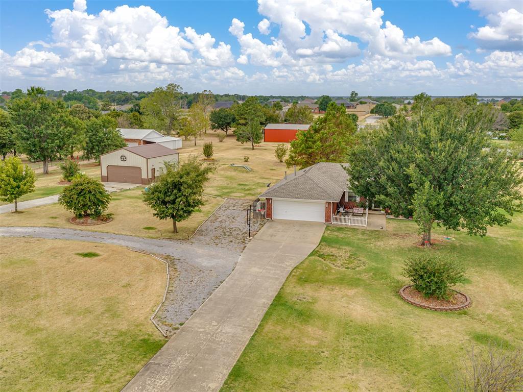 413 Summer Oaks Drive Property Photo 43