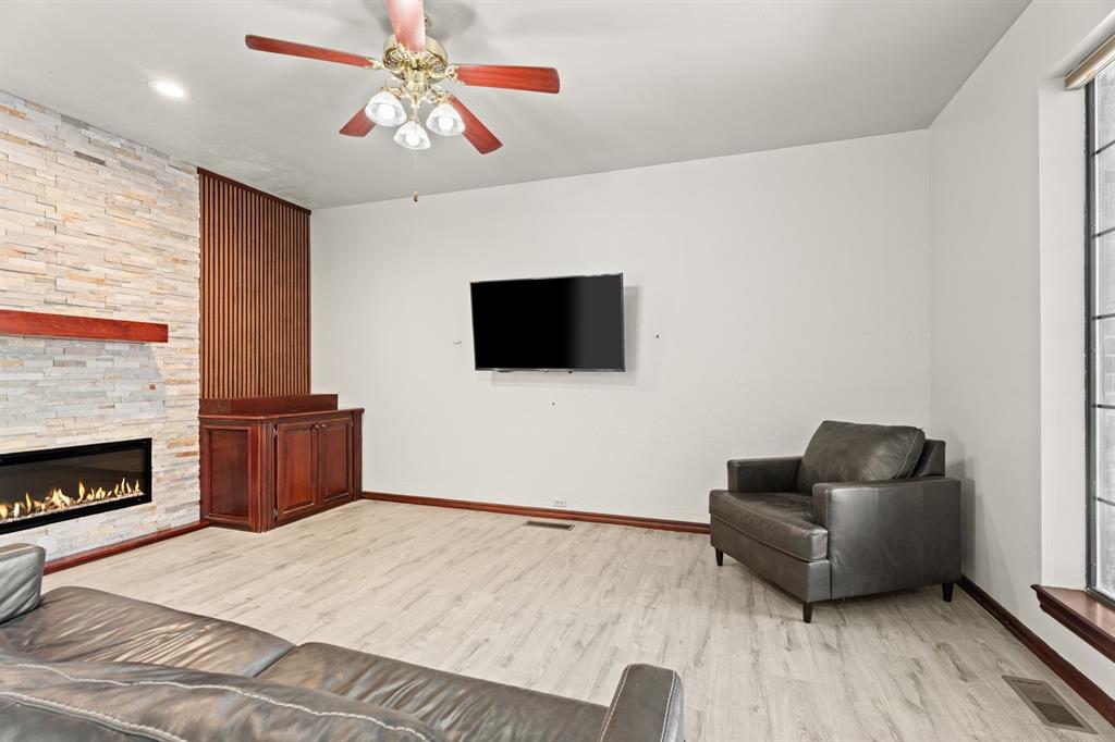 3601 Winners Circle Property Photo 18