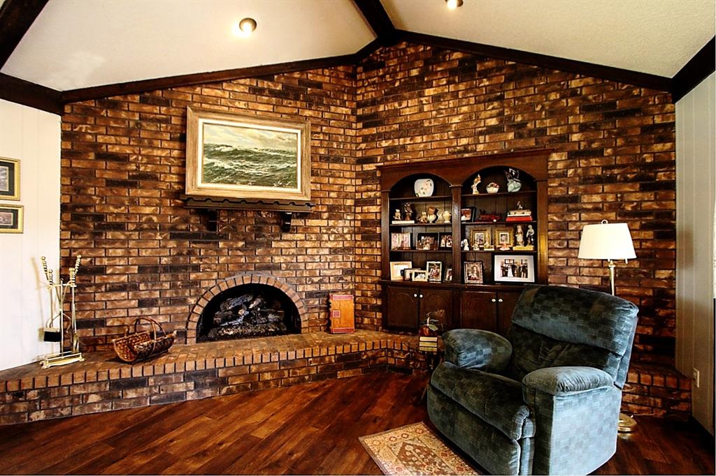 1823 W Rose Oak Drive Property Photo 12