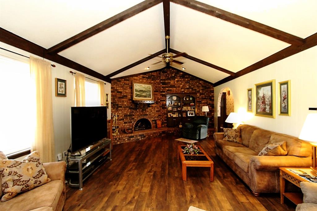 1823 W Rose Oak Drive Property Photo 13
