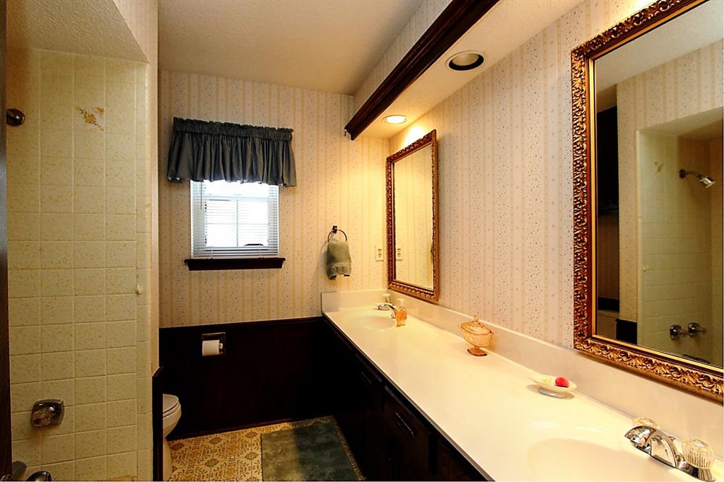 1823 W Rose Oak Drive Property Photo 34