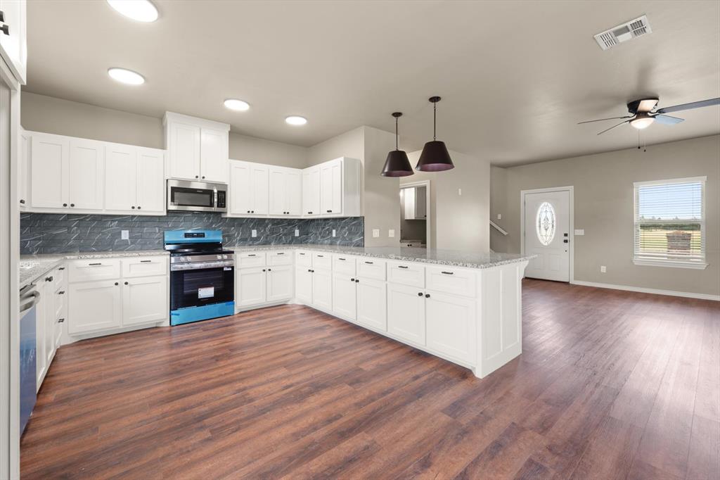 1801 Fairway Drive Property Photo 14