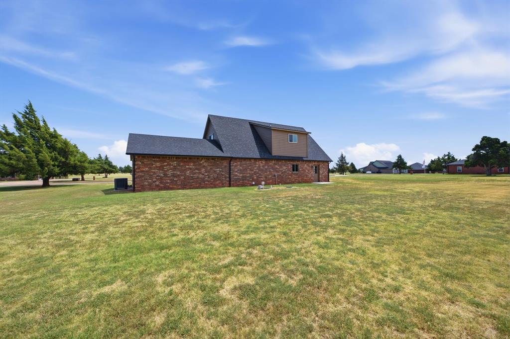 1801 Fairway Drive Property Photo 48