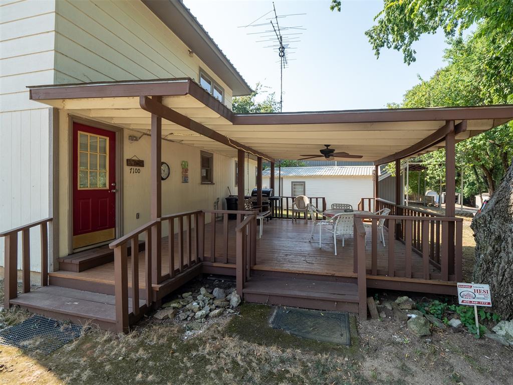 7100 Olde Cabin Rd Property Photo 3