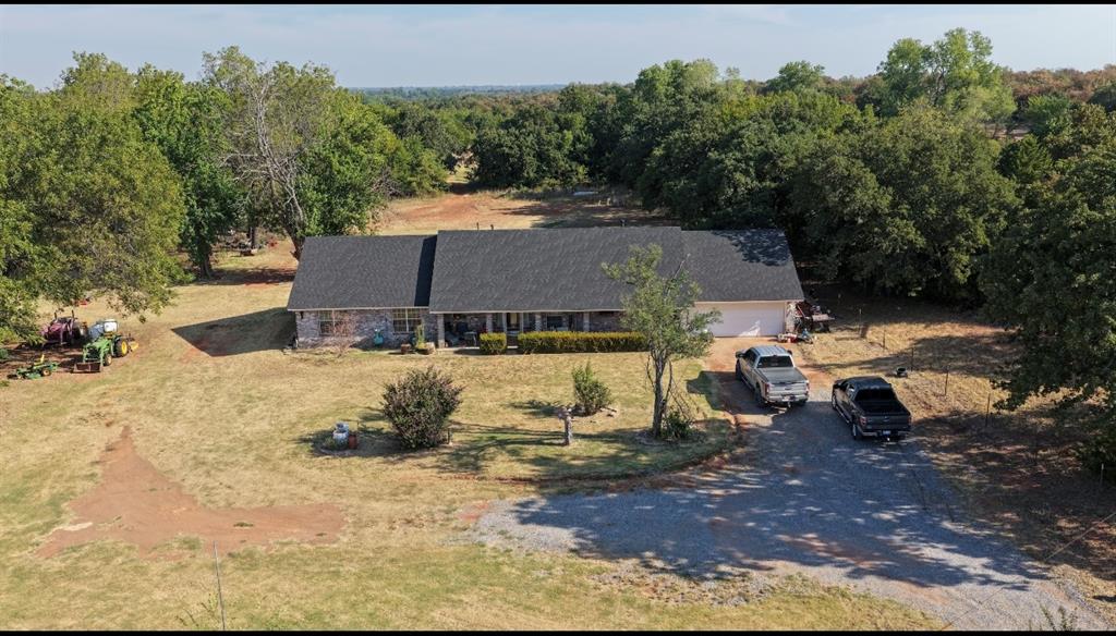 12175 250th Street Property Photo 7