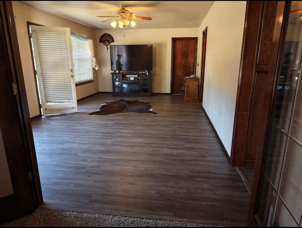 12175 250th Street Property Photo 14