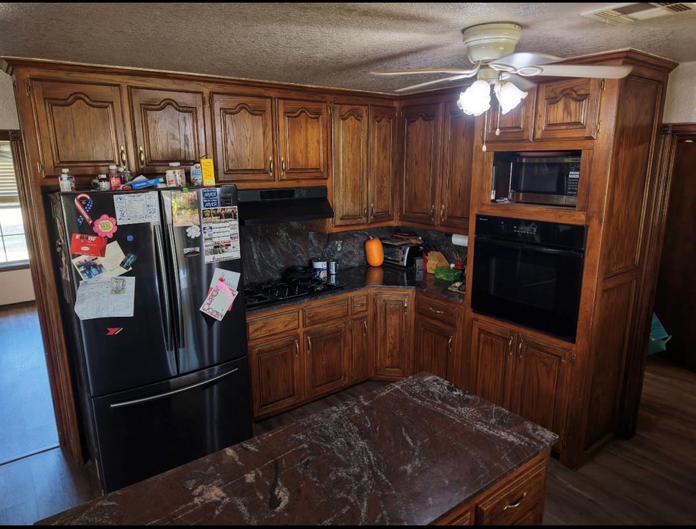 12175 250th Street Property Photo 16
