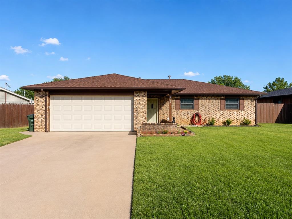 409 S 23rd Place Property Photo 1