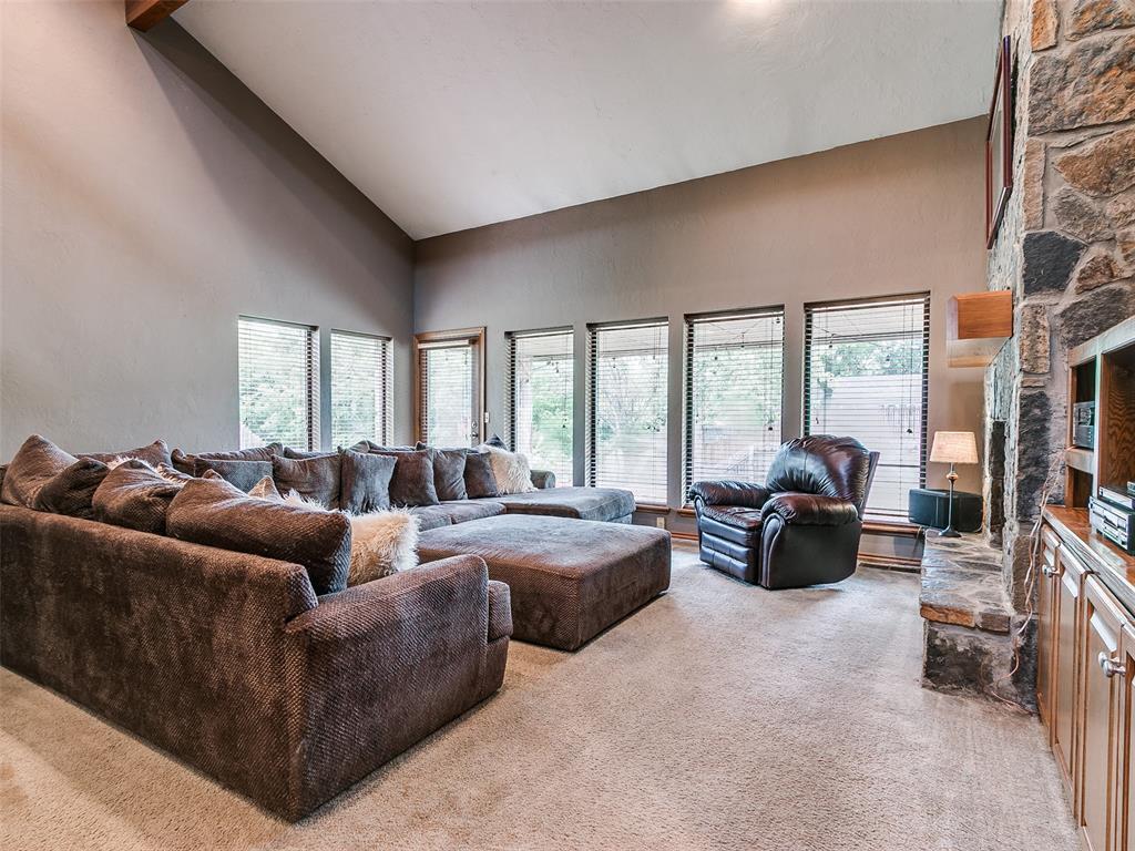 12113 Old Farm Circle Property Photo 13