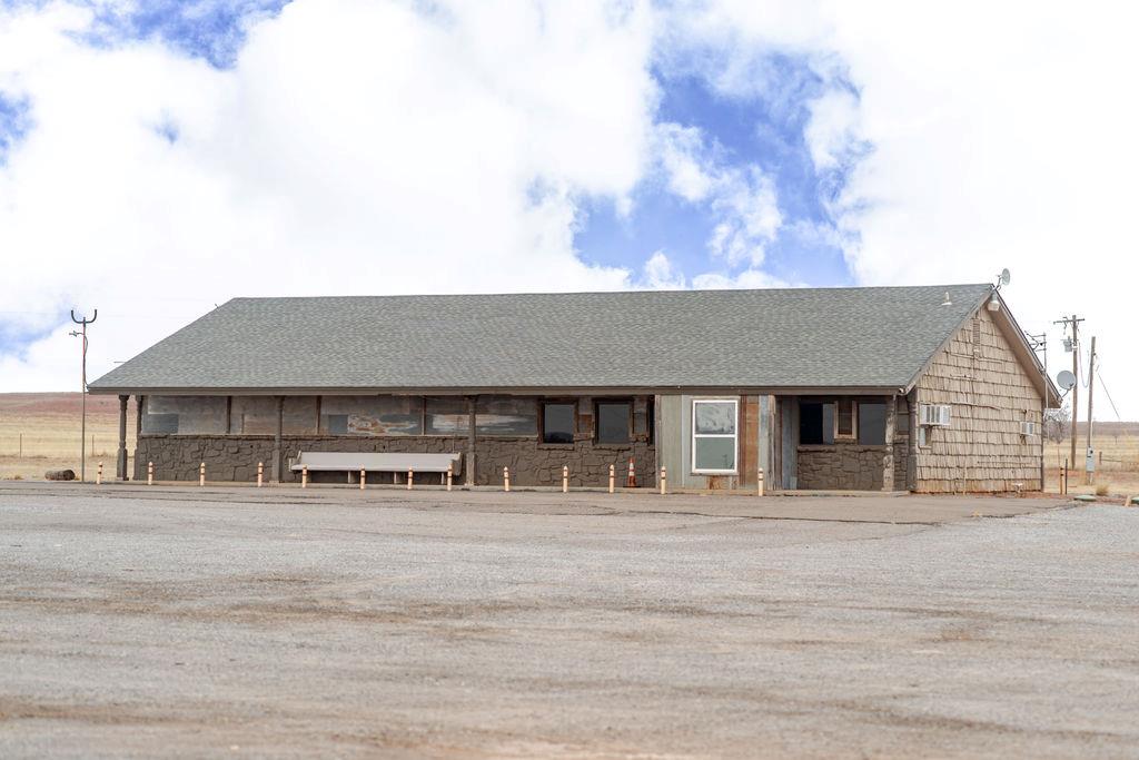 11894 Highway 6 Property Photo 1