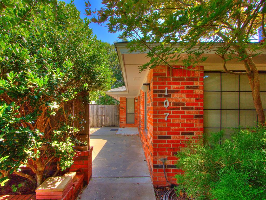 105 Willow Branch Road 105-107 Property Photo 5