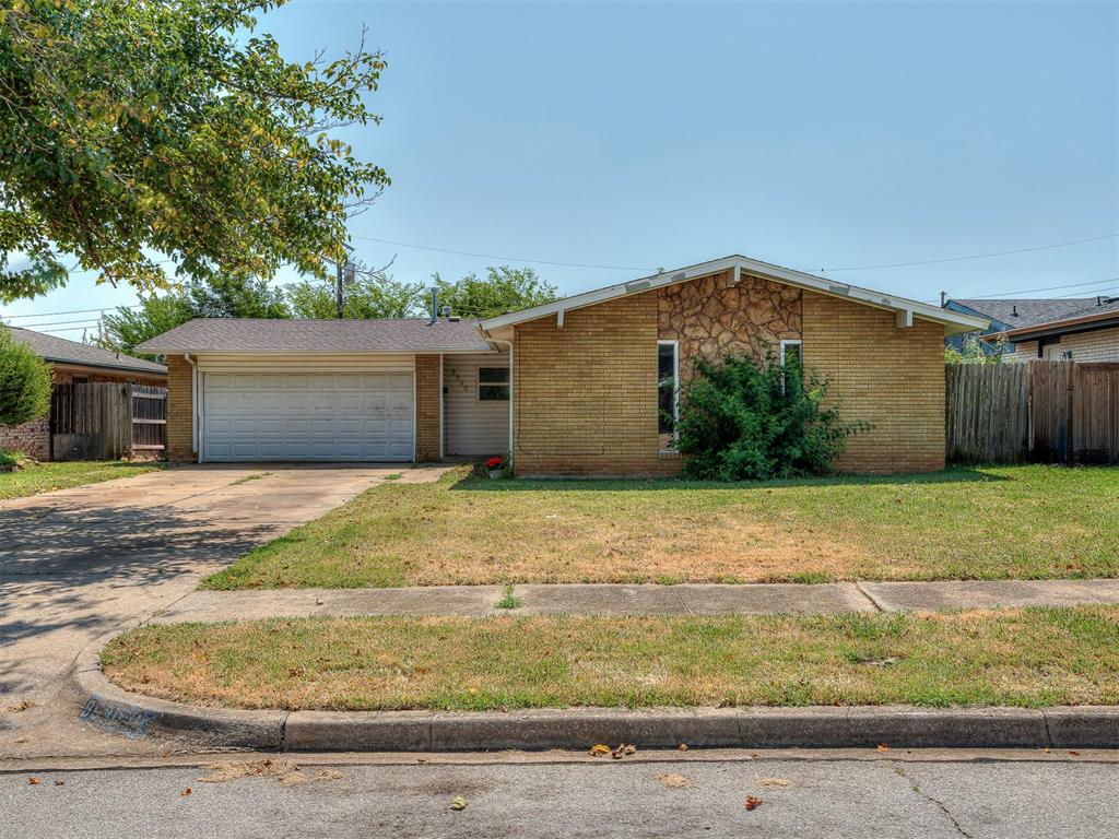 8900 S Hillcrest Drive Property Photo 3