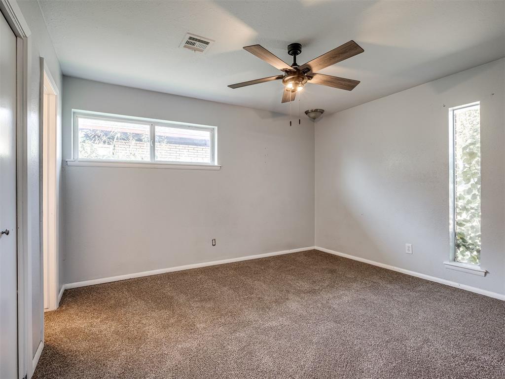 8900 S Hillcrest Drive Property Photo 18