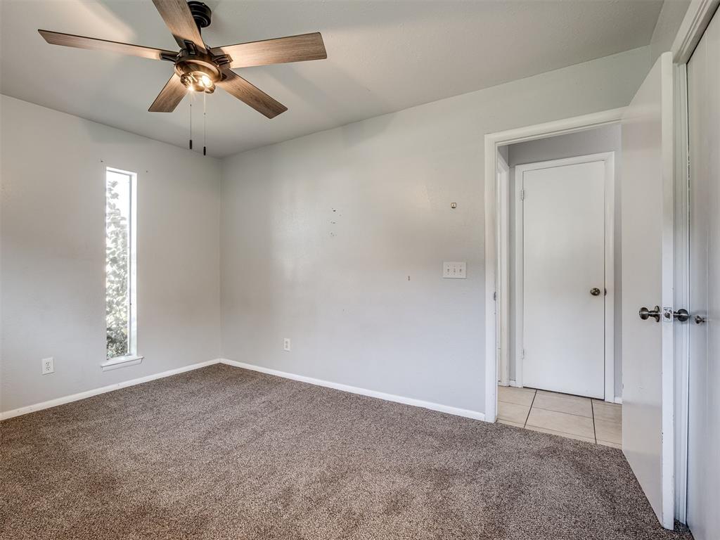 8900 S Hillcrest Drive Property Photo 19