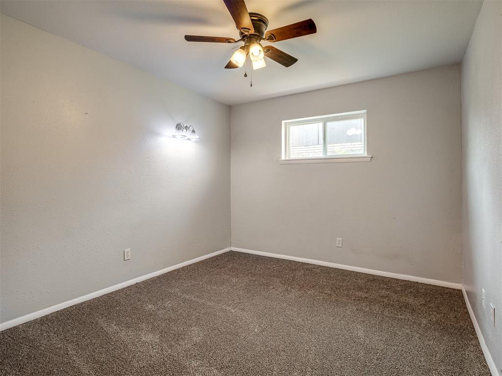 8900 S Hillcrest Drive Property Photo 28