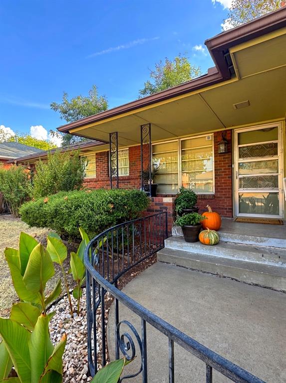 200 Leonard Lane Property Photo 1