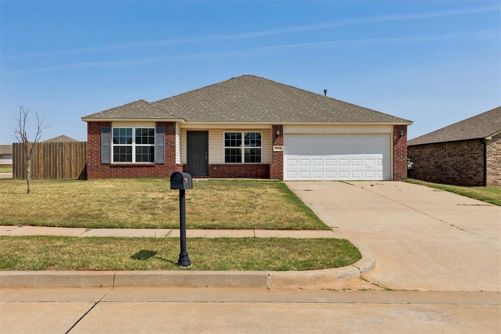 2033 W Autumn Way Property Photo 2