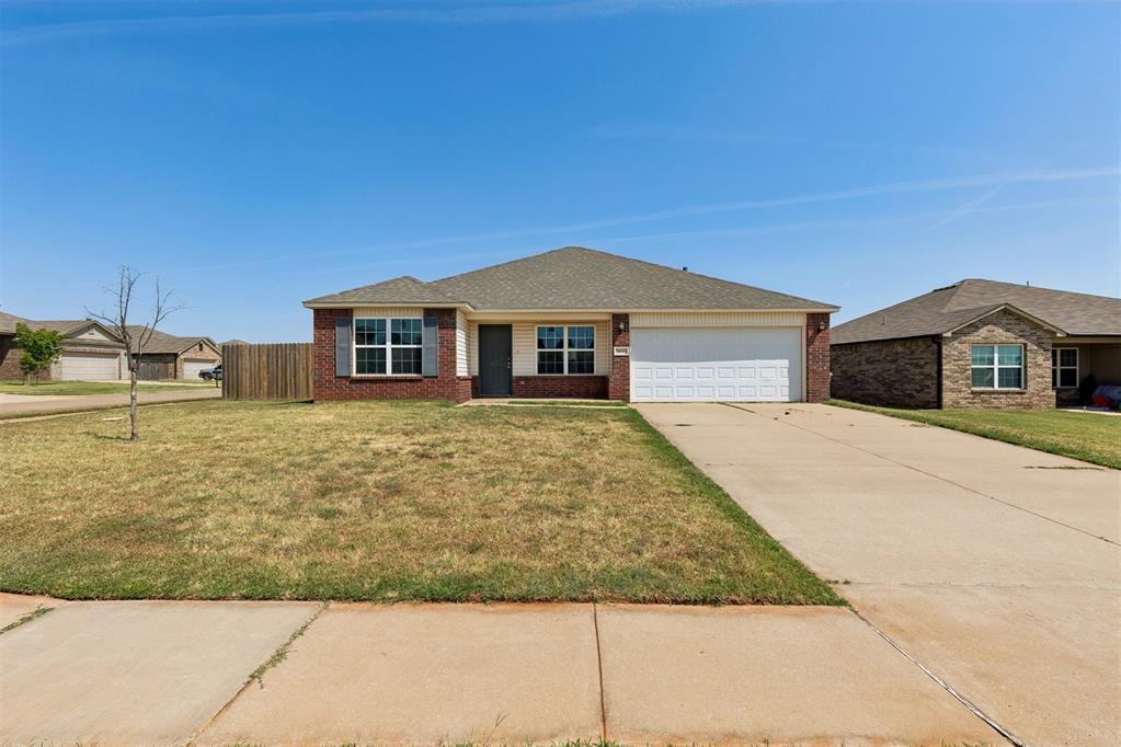 2033 W Autumn Way Property Photo 3