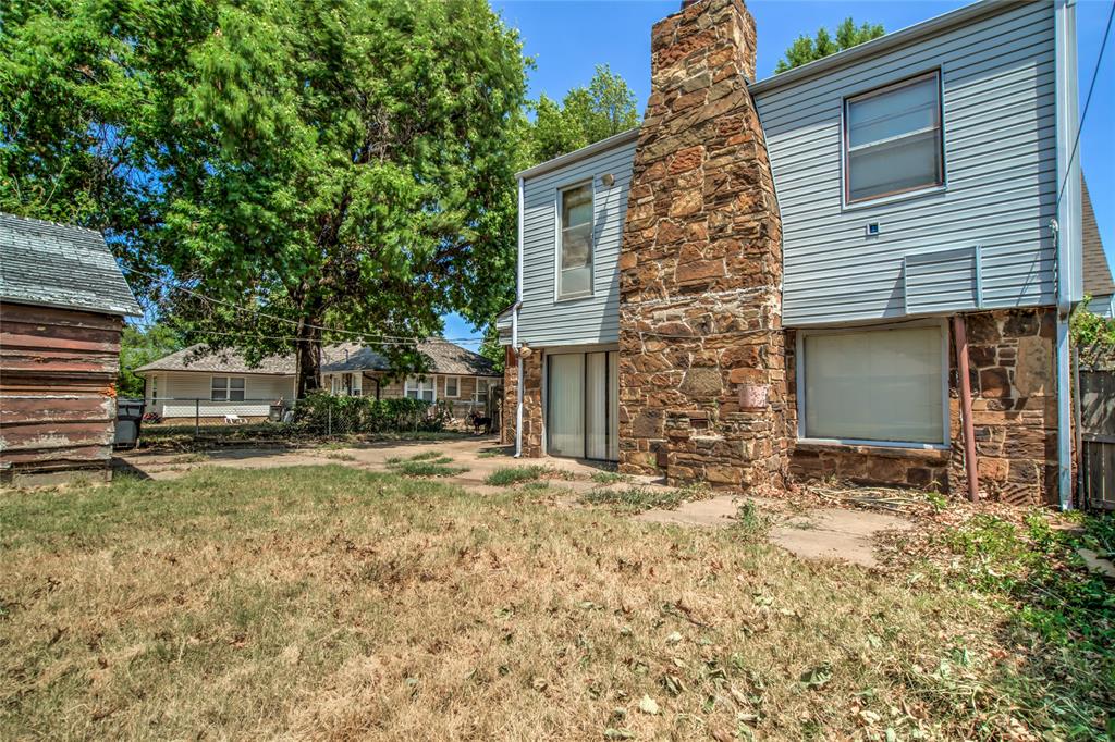 4311 N Wheeler Avenue Property Photo 6