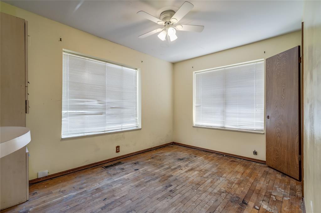 4311 N Wheeler Avenue Property Photo 19
