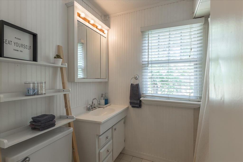 2115 Nw 25th Street Property Photo 34