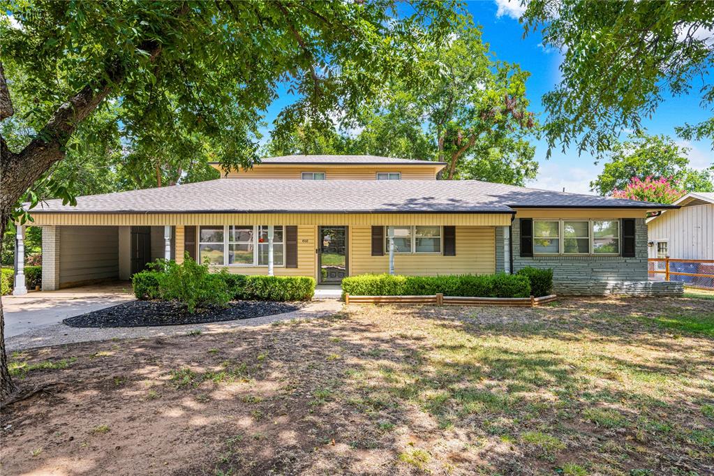 1532 Pearl Street Property Photo 2